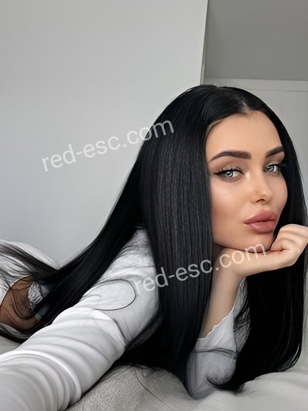 Женя — Среднеуральск